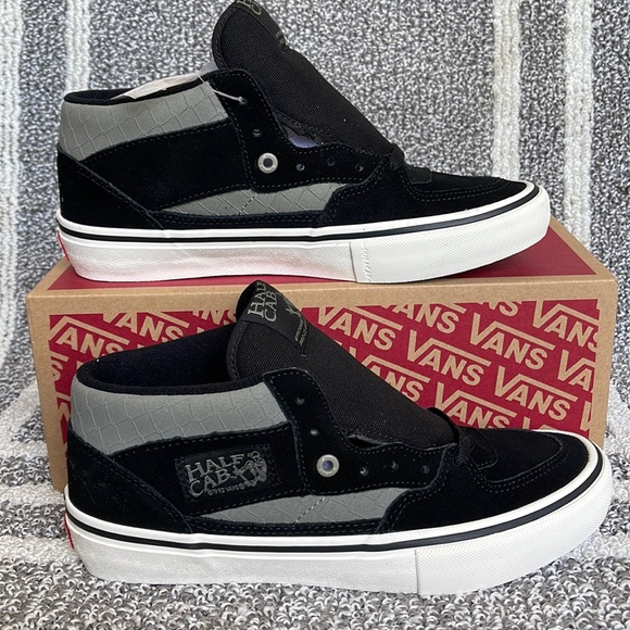 Vans Shoes - Vans Half Cab Pro Links Moss WMNS